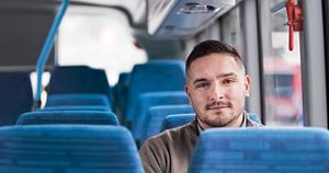 Admir i bussen Foto: Angelica Lönnberg Cavazzeni
